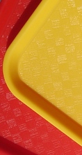 PLATEAU REPAS 46x36 polypropyl&egrave;ne - JAUNE